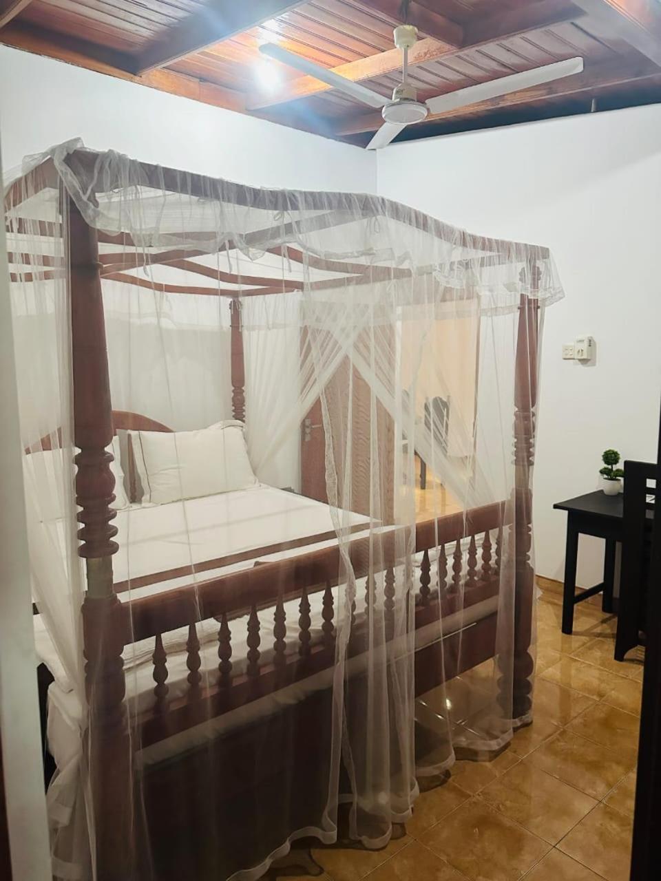 Sithum Home Stay Dikwella Exteriör bild