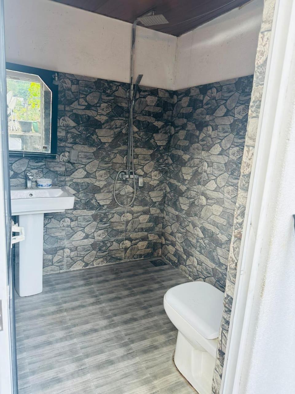 Sithum Home Stay Dikwella Exteriör bild